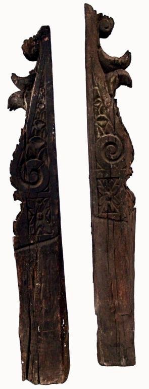 ANTIQUE 17TH C SPAIN ARCHITECTURAL CARVED TIMBERS (1 of 3)