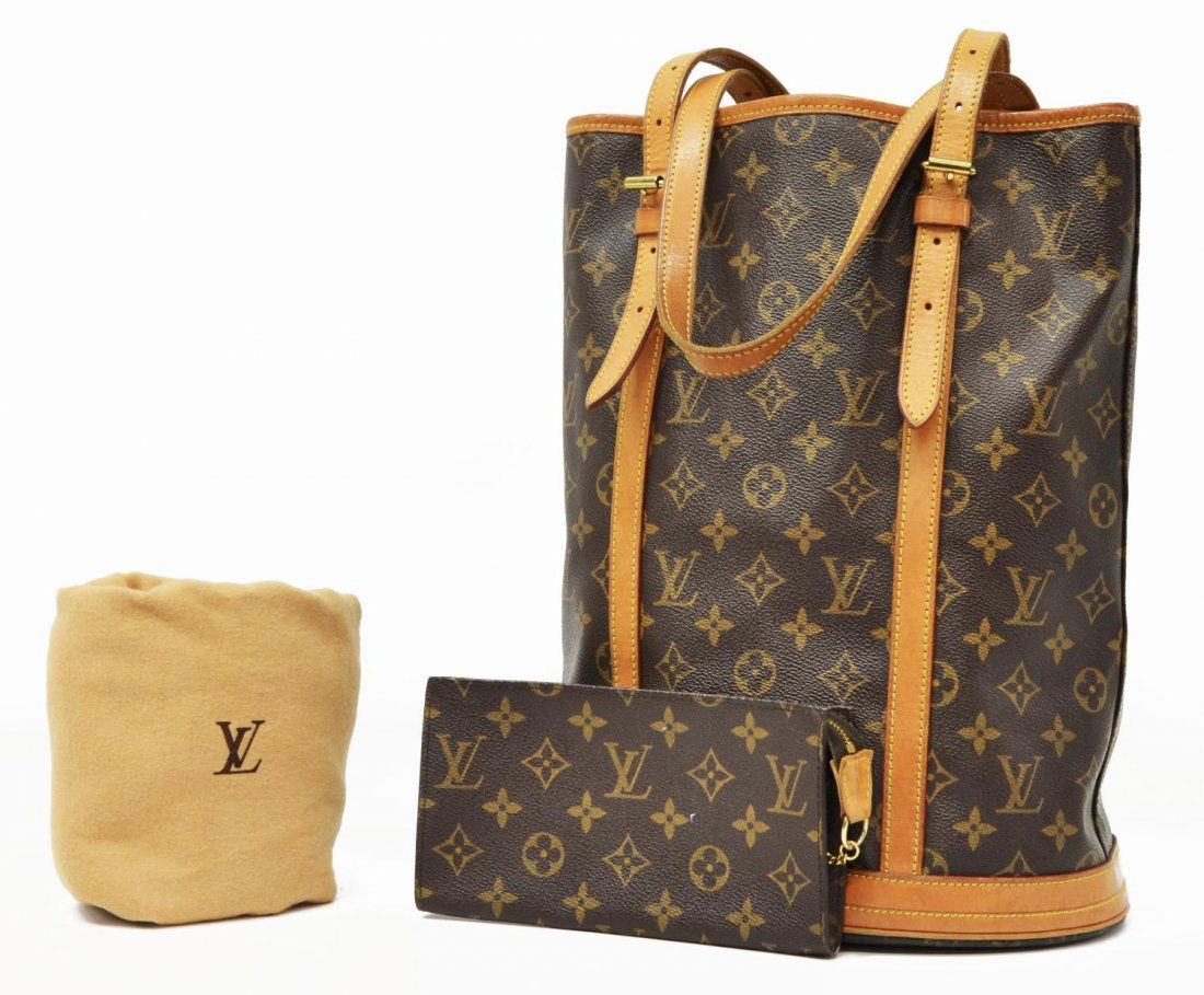 LOUIS VUITTON MONOGRAM CANVAS BUCKET BAG & POUCH (1 of 6)