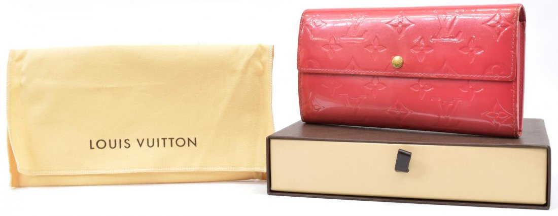 LOUIS VUITTON 'SARAH' PINK MONOGRAM VERNIS WALLET (1 of 4)