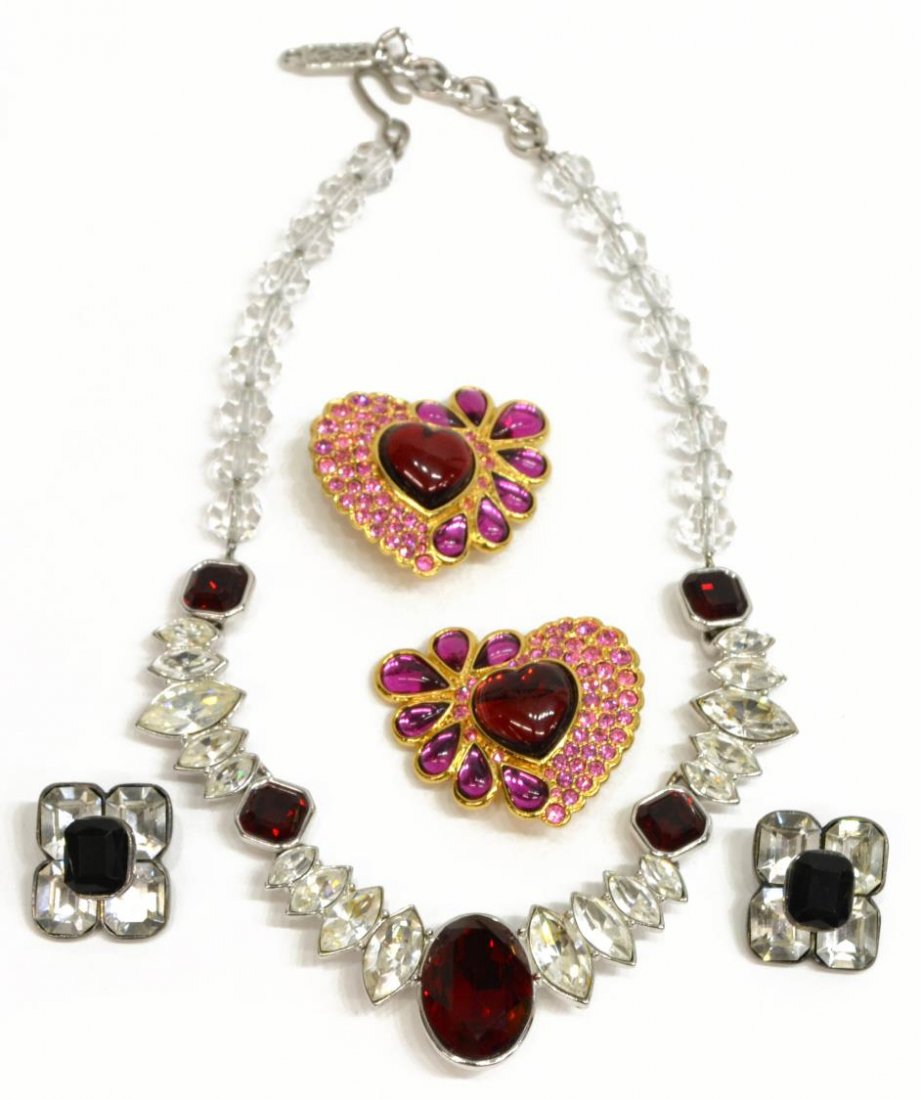 GROUP YVES ST LAURENT SIGNED COSTUME JEWELRY (1 of 4)