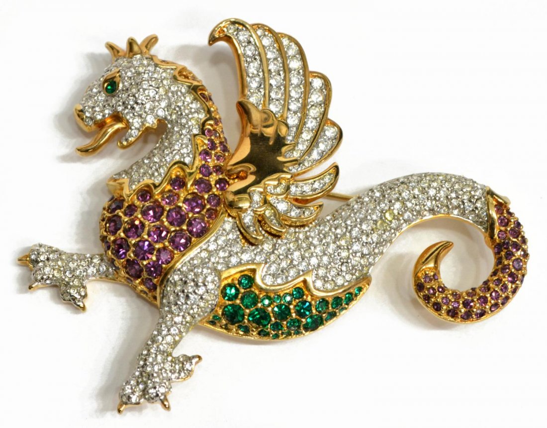 SCARCE SWAROVSKI CRYSTAL WINGED GRIFFIN BROOCH (1 of 2)