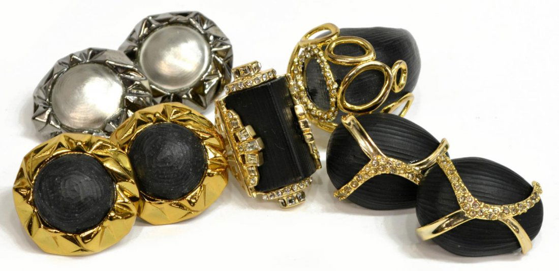 ALEXIS BITTAR BLACK LUCITE RINGS & EARRINGS (1 of 4)
