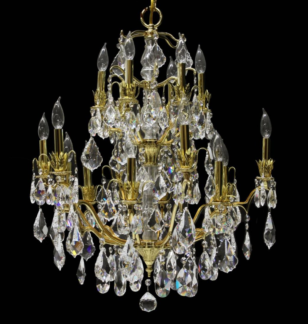 GILT & CRYSTAL EIGHTEEN LIGHT CHANDELIER (1 of 2)
