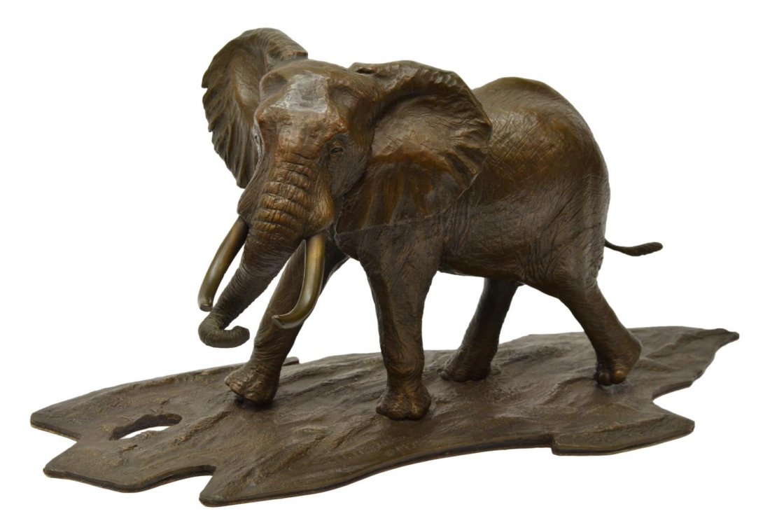 TOM TISCHLER (20TH/21ST C) ELEPHANT SCULPTURE (1 of 8)