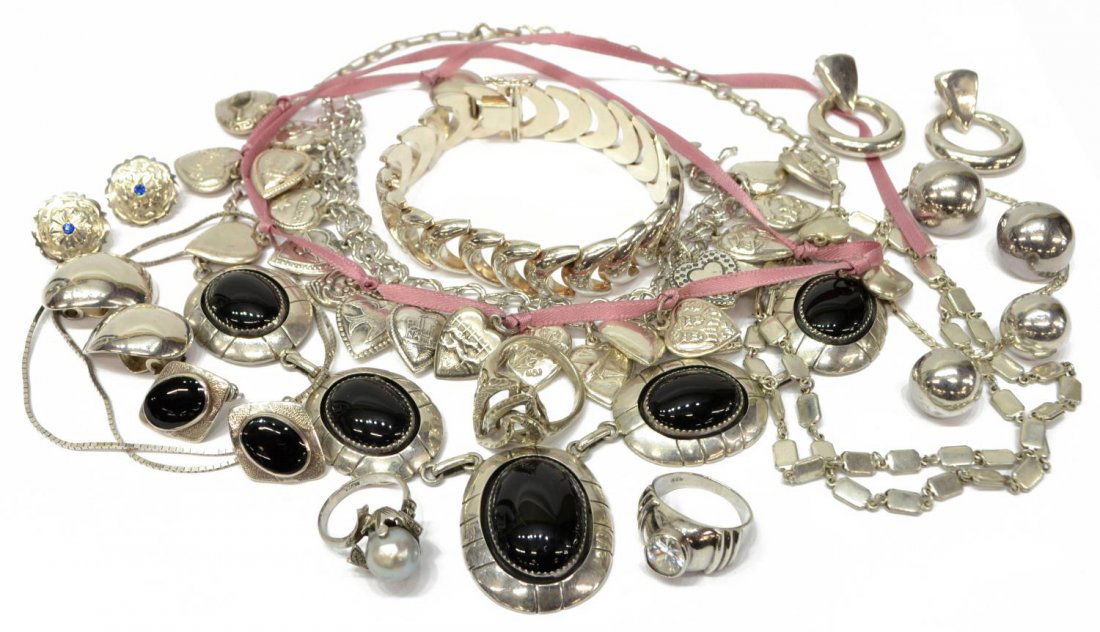 COLLECTION OF SOUTHWEST & 925 STERLING JEWELRY (1 of 4)