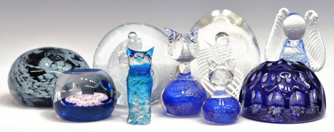 (9) COLLECTION OF ART GLASS PAPERWEIGHTS (1 of 9)