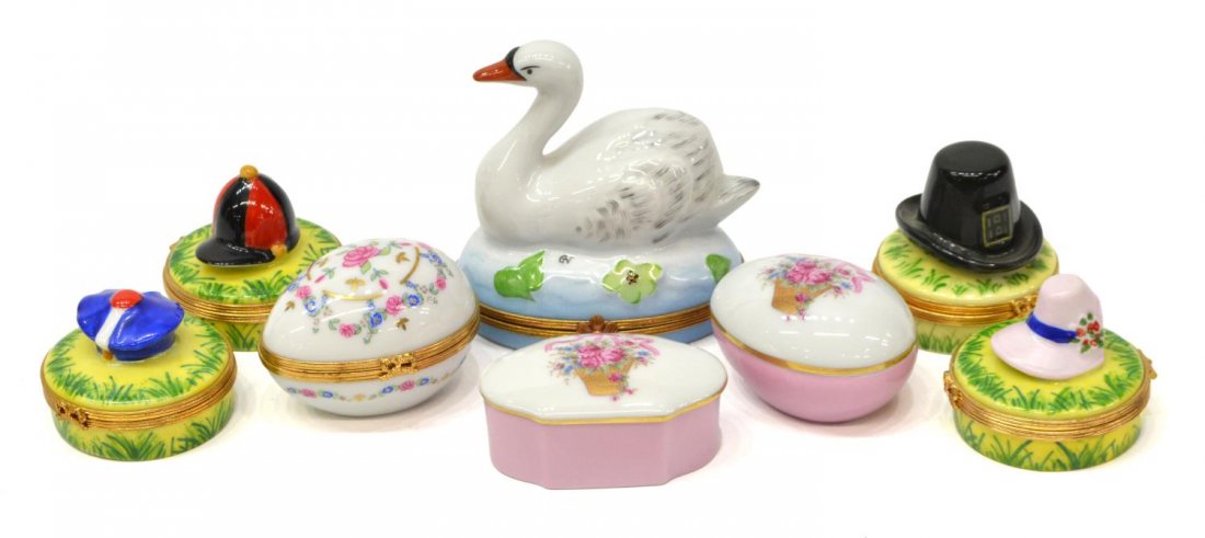 (8) COLLECTION OF LIMOGES HAND PAINTED PILL BOXES (1 of 8)