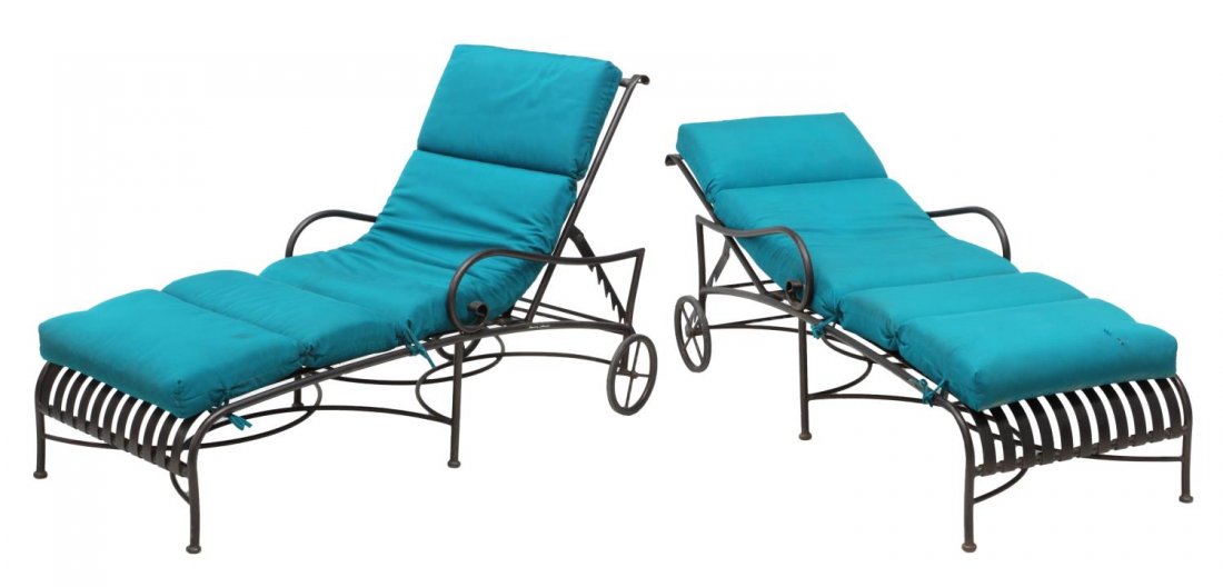 (2) SUMMER CLASSICS RECLINING LOUNGE CHAIRS (1 of 4)