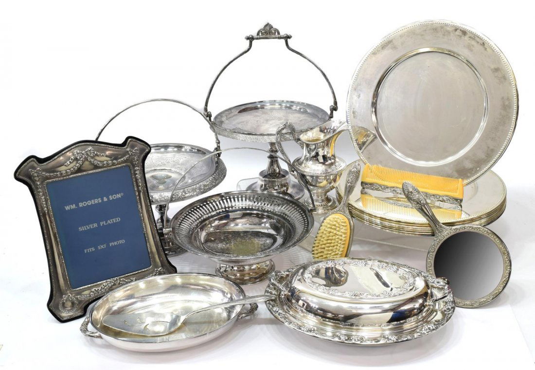 (20) GROUP OF SILVERPLATED TABLE ARTICLES (1 of 6)