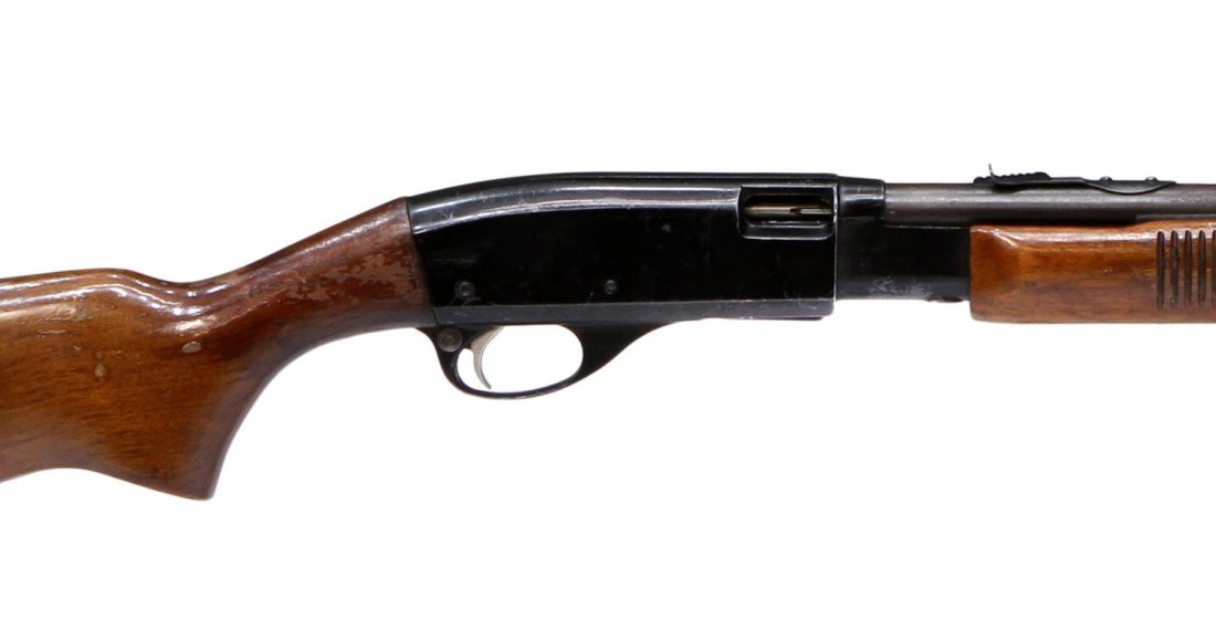 REMINGTON MODEL 572 PUMP RIFLE, .22 S,L,LR: Remington Fieldmaster, Model 572 slide action rifle, .22S, L, LR caliber, tubular magazine, no serial number ***TRANSFER BY FFL LICENSEE REQUIRED Start Price: $100.00