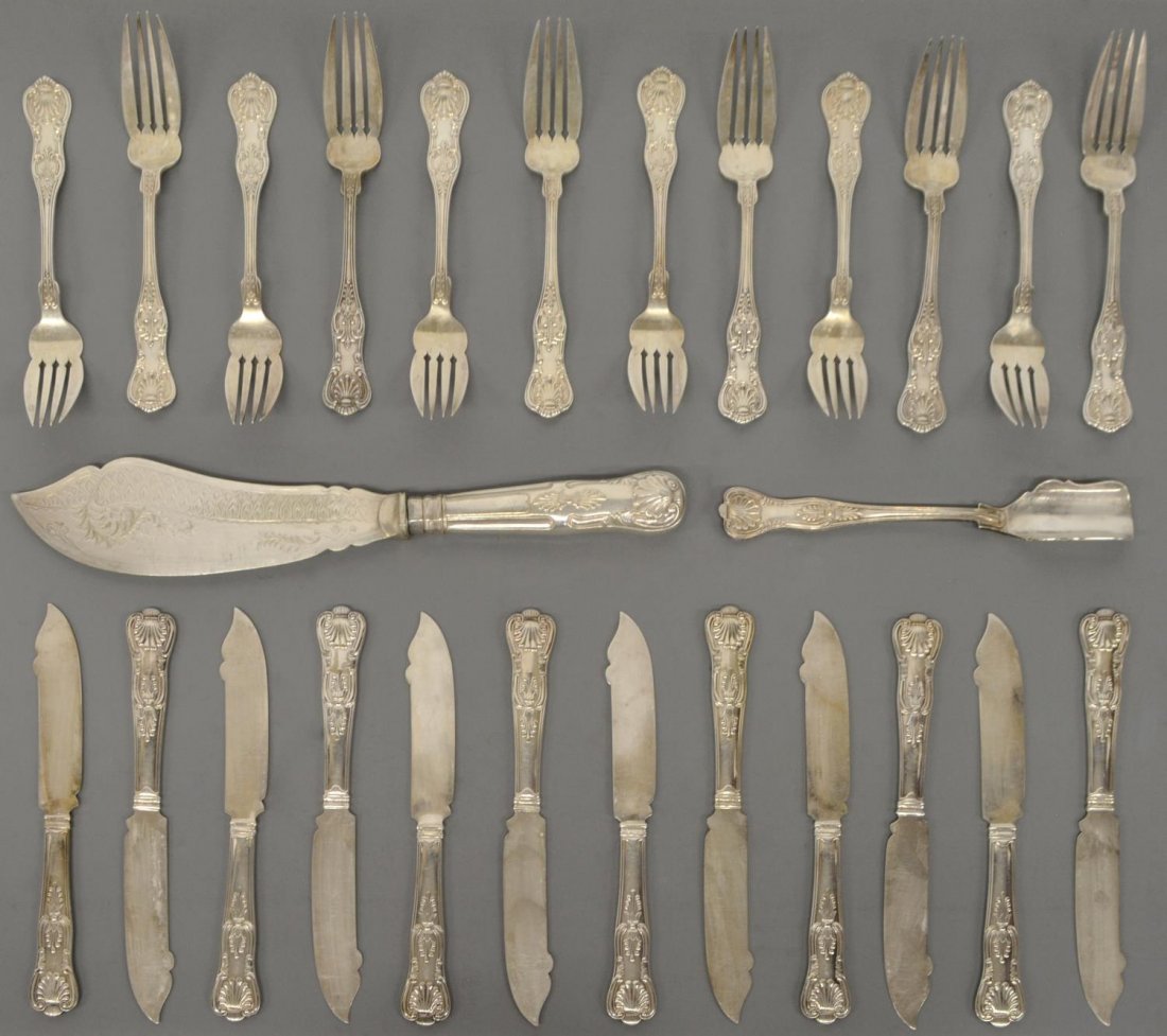 (26) KINGS PATTERN STERLING & PLATE FLATWARE LOT (1 of 5)