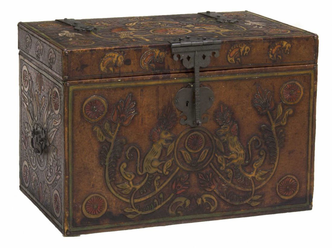 EMBOSSED POLYCHROME LEATHER TRUNK (1 of 5)