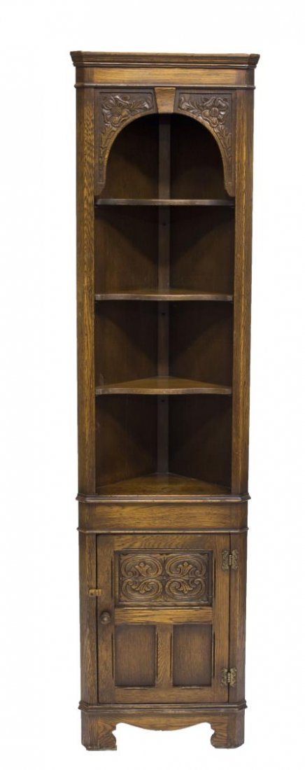 ENGLISH OAK CORNER DISPLAY CABINET (1 of 6)