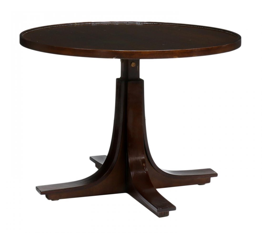 ITALIAN MODERN FRATTINI FOR BERNINI LOW TABLE: Italian modern design low table, c. 1970, Gianfranco Frattini (Italian, 1926- 2004) for Bernini, the circular top rising on a four leg base, some lines, wear to top, approx 19"h, 25.25"diam Start Pric