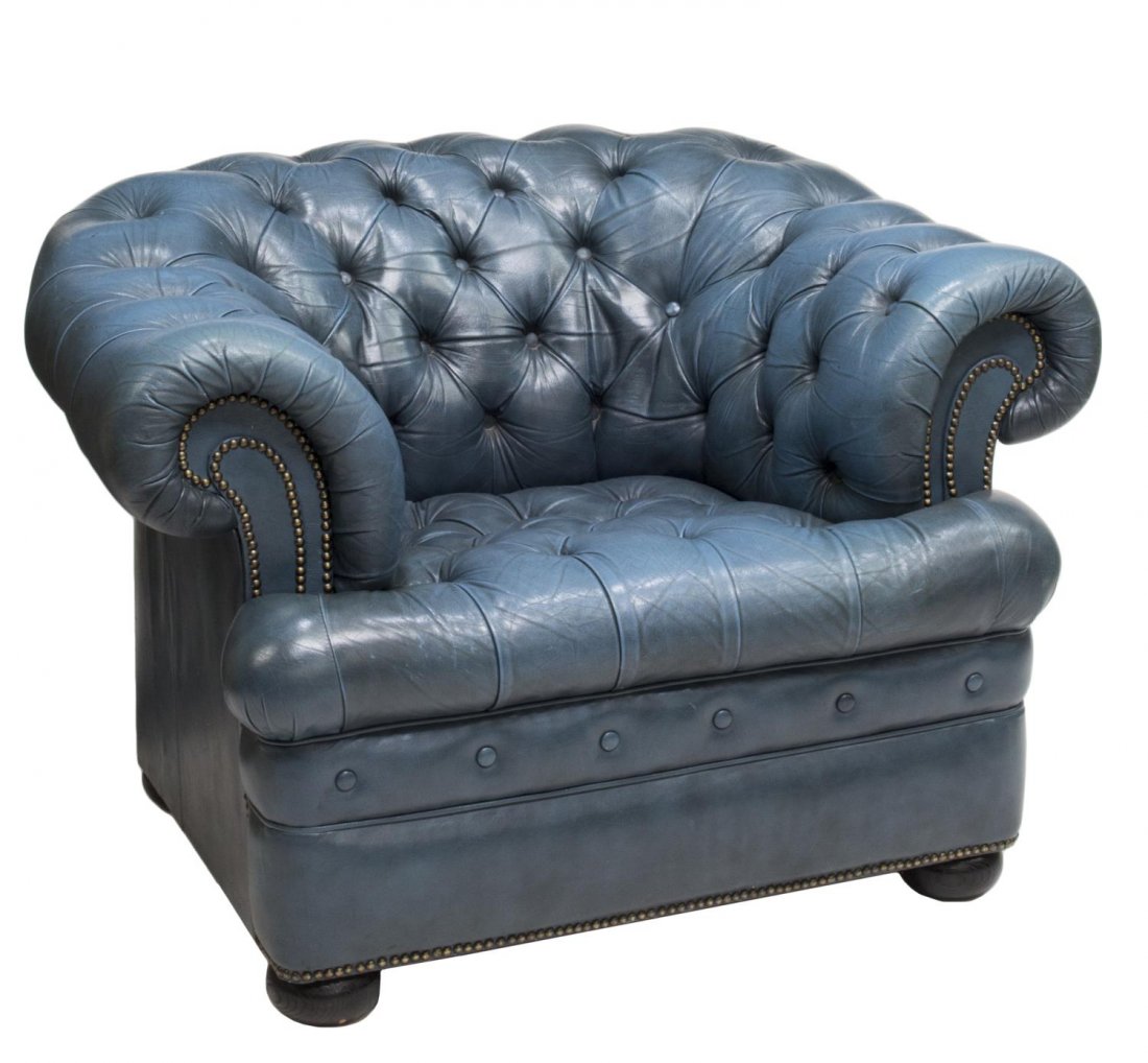 CHESTERFIELD BLUE BUTTONED LEATHER CHAIR (1 of 3)