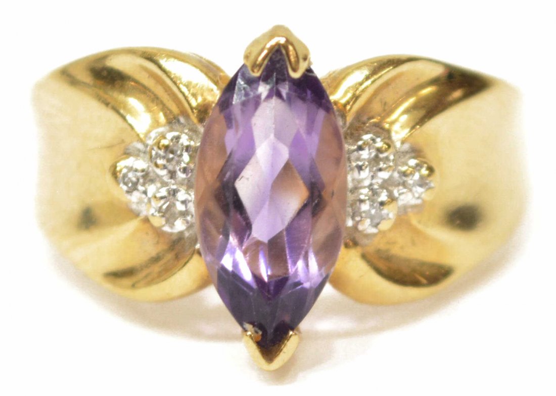 LADIES ESTATE 14KT GOLD AMETHYST & DIAMOND RING (1 of 3)