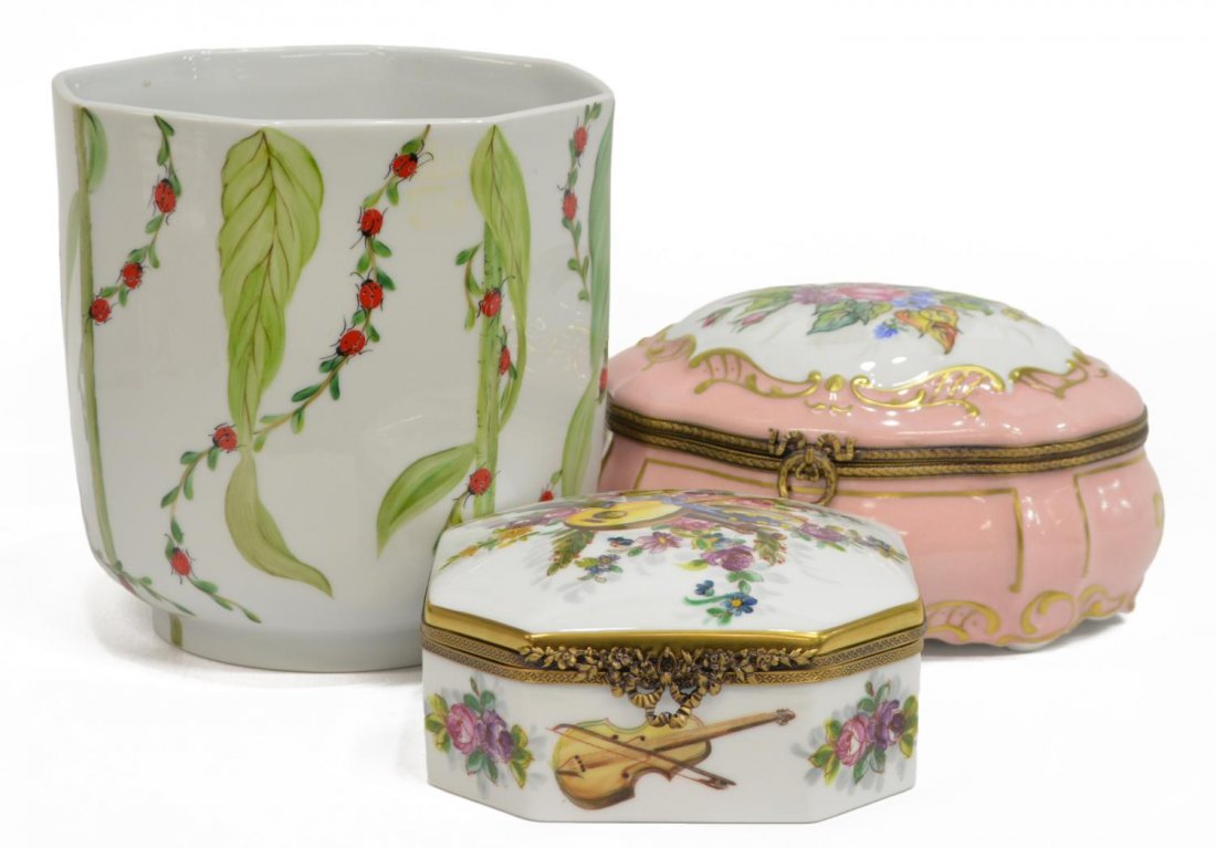 (3) GROUP LIMOGES HAND PAINTED TABLE TOP ARTICLES (1 of 9)