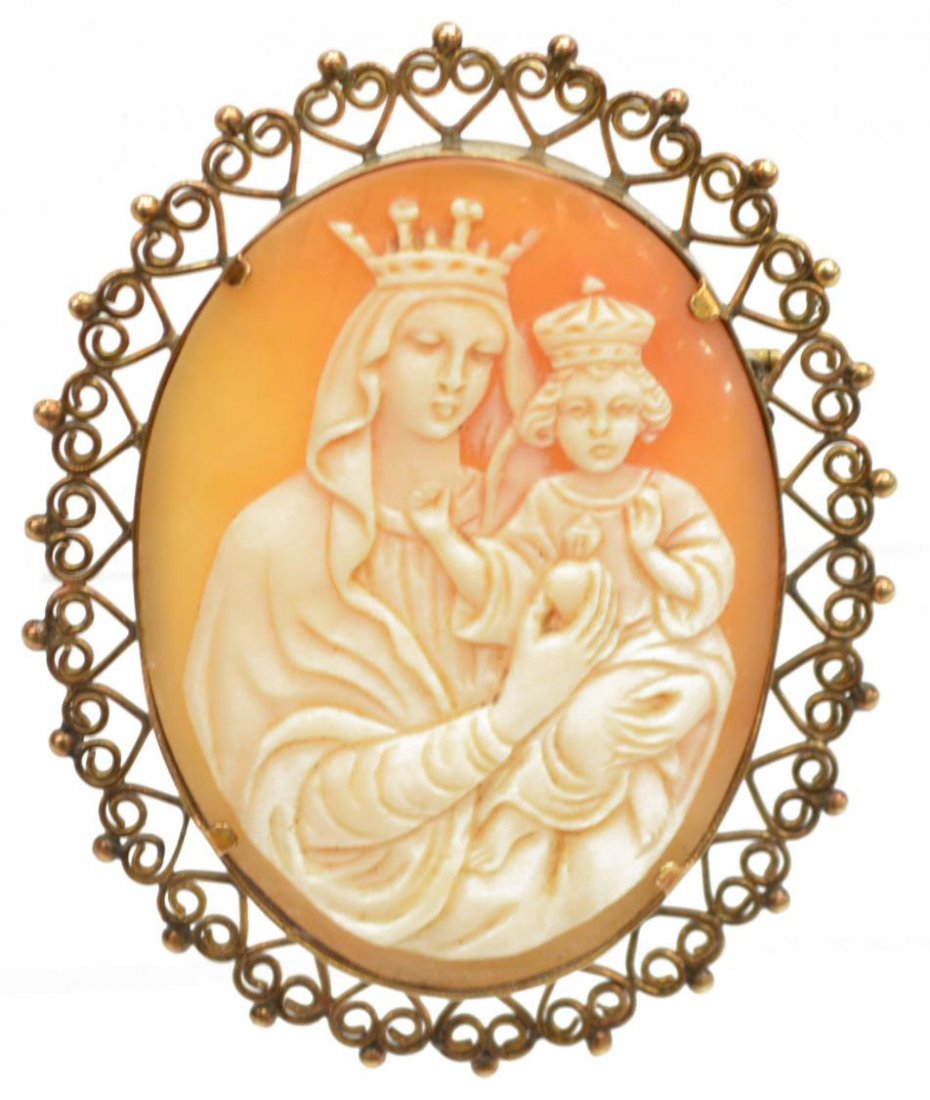 ANTIQUE MADONNA & CHILD CAMEO SHELL BROOCH (1 of 3)