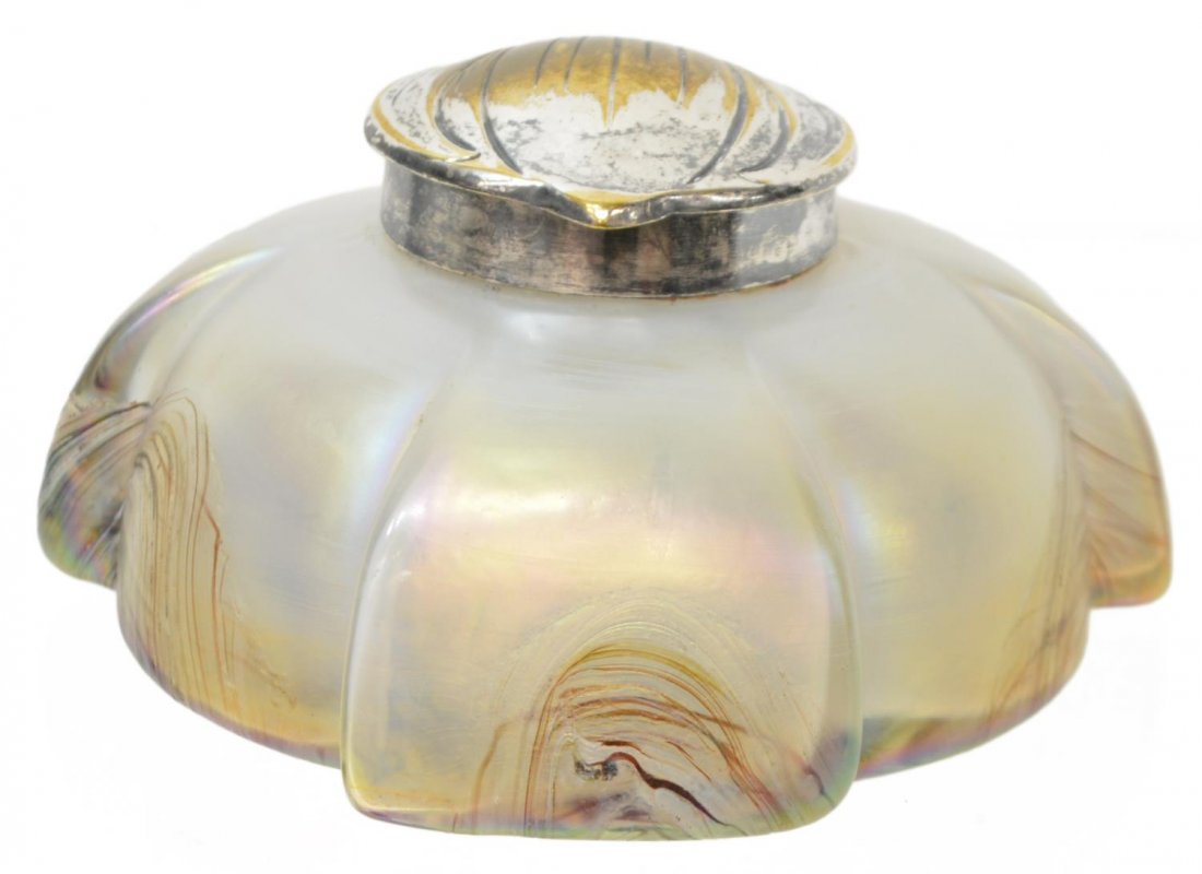 ANTIQUE BOHEMIAN IRIDESCENT ART GLASS INKWELL (1 of 3)
