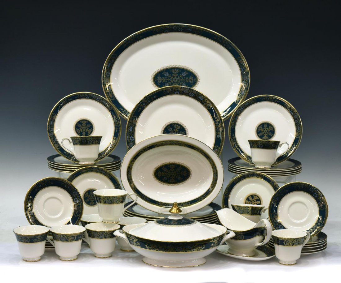 (65) ROYAL DOULTON 'CARLYLE' BONE CHINA DINNERWARE: (lot of 65) Royal Doulton bone china dinnerware service for 12, "Carlyle", comprising: (12) dinner plates, 10.5" diam.; (12) salad plates, 8" diam.; (12) bread plates, 6.5" diam.; (12) tea cups, 3"h; 