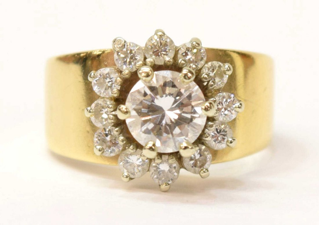 LADIES ESTATE 14KT GOLD DIAMOND CLUSTER RING .93CT (1 of 4)
