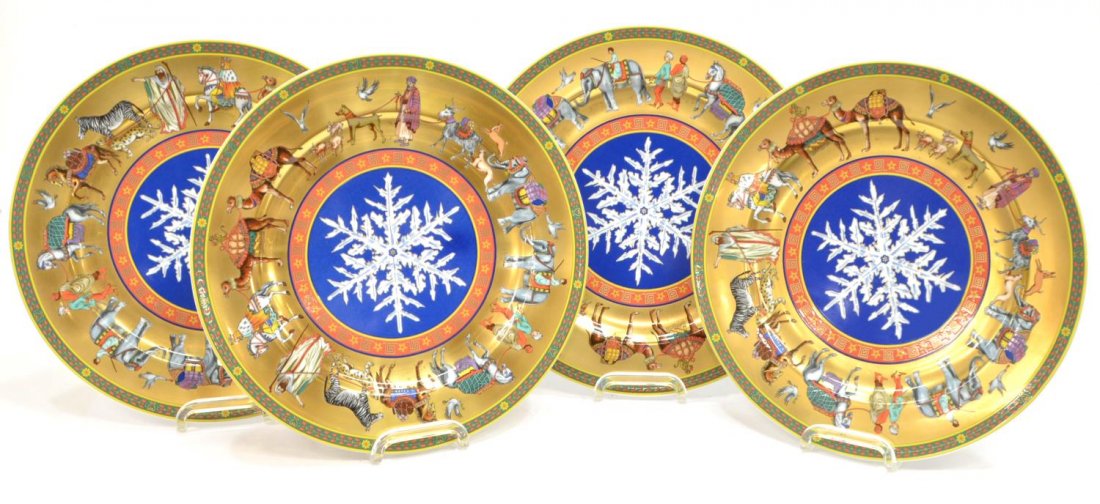 (4)VERSACE ROSENTHAL GILT PORCELAIN CABINET PLATES: (lot of 4) Versace for Rosenthal Studio-line heavily gilded porcelain cabinet plates, all "Cortege de Noel", 1998, each a limited edition, numbers include (1) 06249/15000, (1) 05079/15000, (1) 06284/1