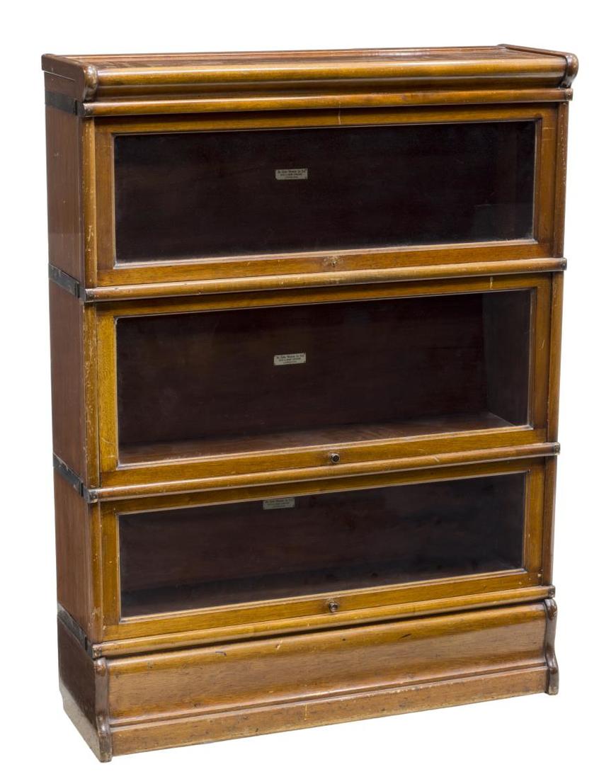 GLOBE WERNICKE MAHOGANY LAWYERS STACKING BOOKCASE (1 of 4)