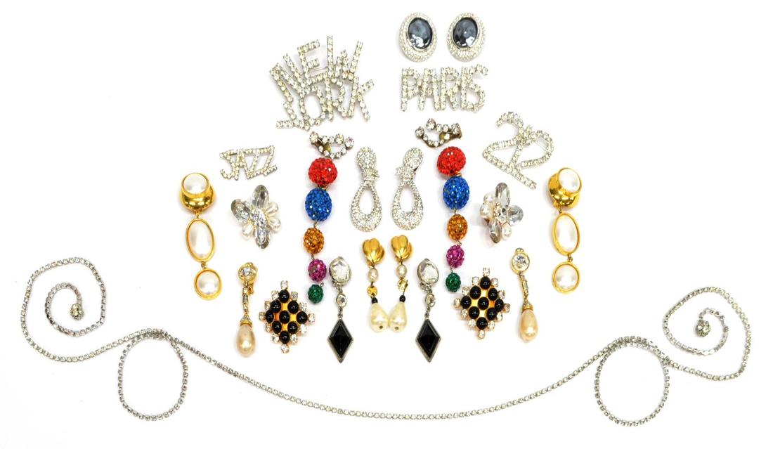 (LOT) COLLECTION OF SIGNED COSTUME JEWELRY: (lot) Collection of signed costume jewelry, by Richard Kerr, Jarin, Dominique Aurientis, Ben-Amun, Carolle, Robert Lee Morris, Thelma Deutsch, and more, largest: 56"l; 2lbs *Provenance: The estate of