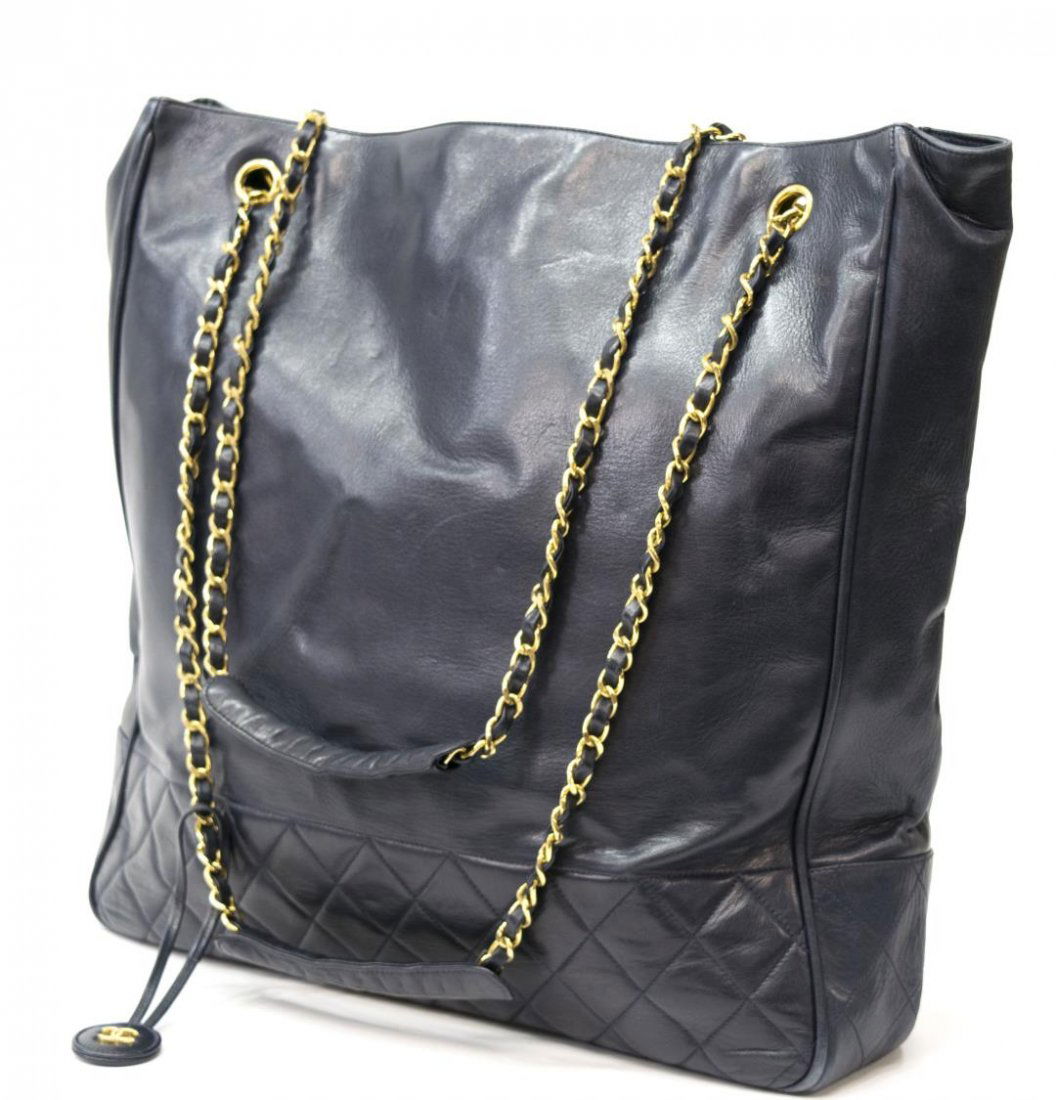 CHANEL BLUE LEATHER QUILTED CHAIN SHOULDER TOTE (1 of 5)