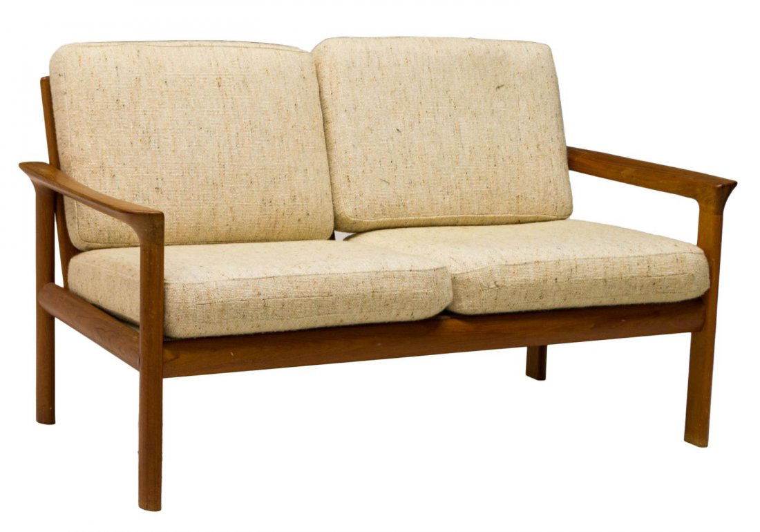 DANISH MODERN KOMFORT MOBLER LOVE SEAT: Danish modern love seat by Komfort Mobler, having two sets of removable tweed upholstered cushions, wide arms and supports, 28.5"h, 53"w, 29"d Start Price: $150.00