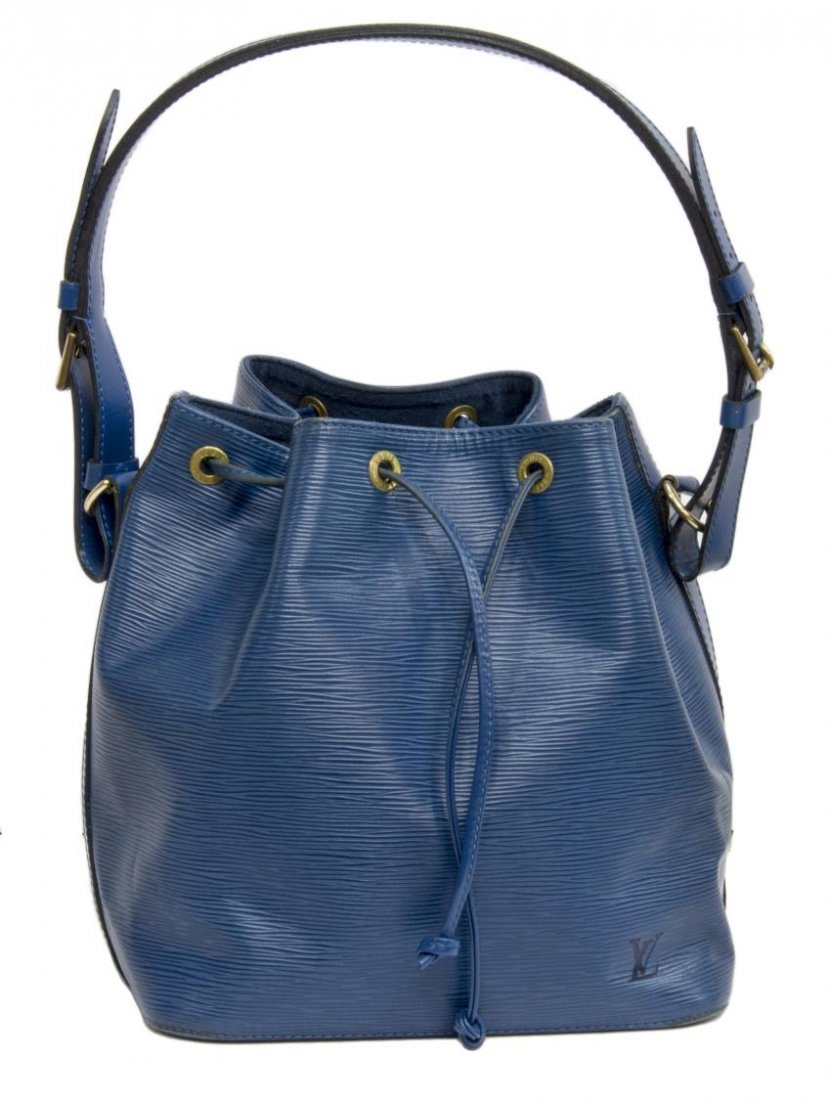LOUIS VUITTON 'NOE PM' BLUE EPI LEATHER BUCKET BAG: Louis Vuitton "Noe PM" drawstring bucket bag in blue Epi leather, leather adjustable strap and trim, gold tone hardware, drawstring top opening to a blue canvas interior and key tab, patination and sc