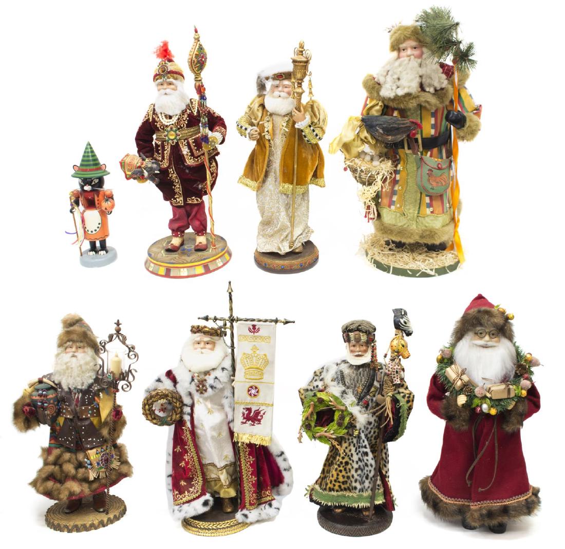 (8)ERGEBIRGISCHE CAT NUTCRACKER &DECORATIVE SANTAS (1 of 7)