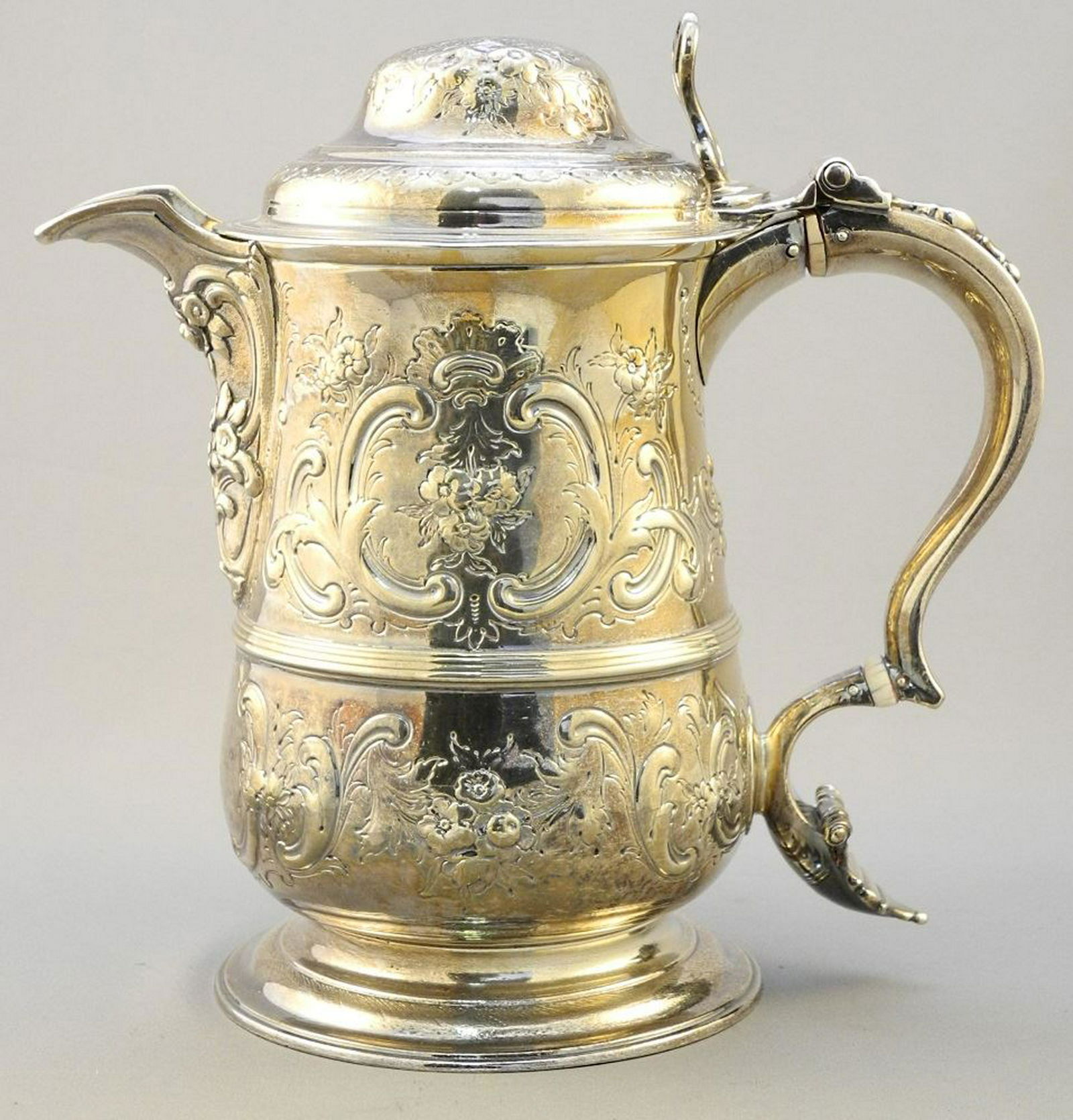 George III silver tankard with lid 1772, maker IA, 8". (1 of 10)