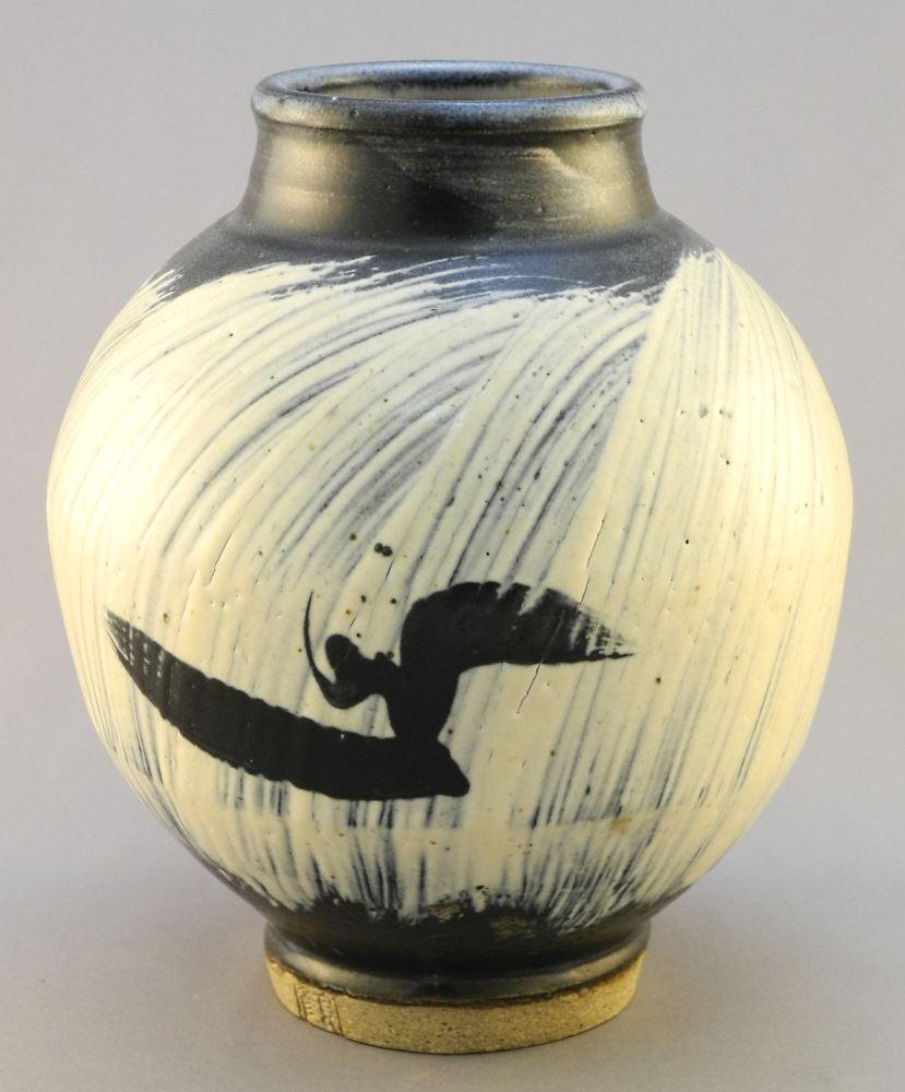 Wayne Ngan exquisite brush stroke vase, 9 3/4".: Wayne Ngan exquisite brush stroke vase, 9 3/4".