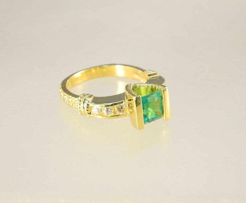 18K Yellow Gold, Emerald & Diamond Ring, square cut (1 of 4)