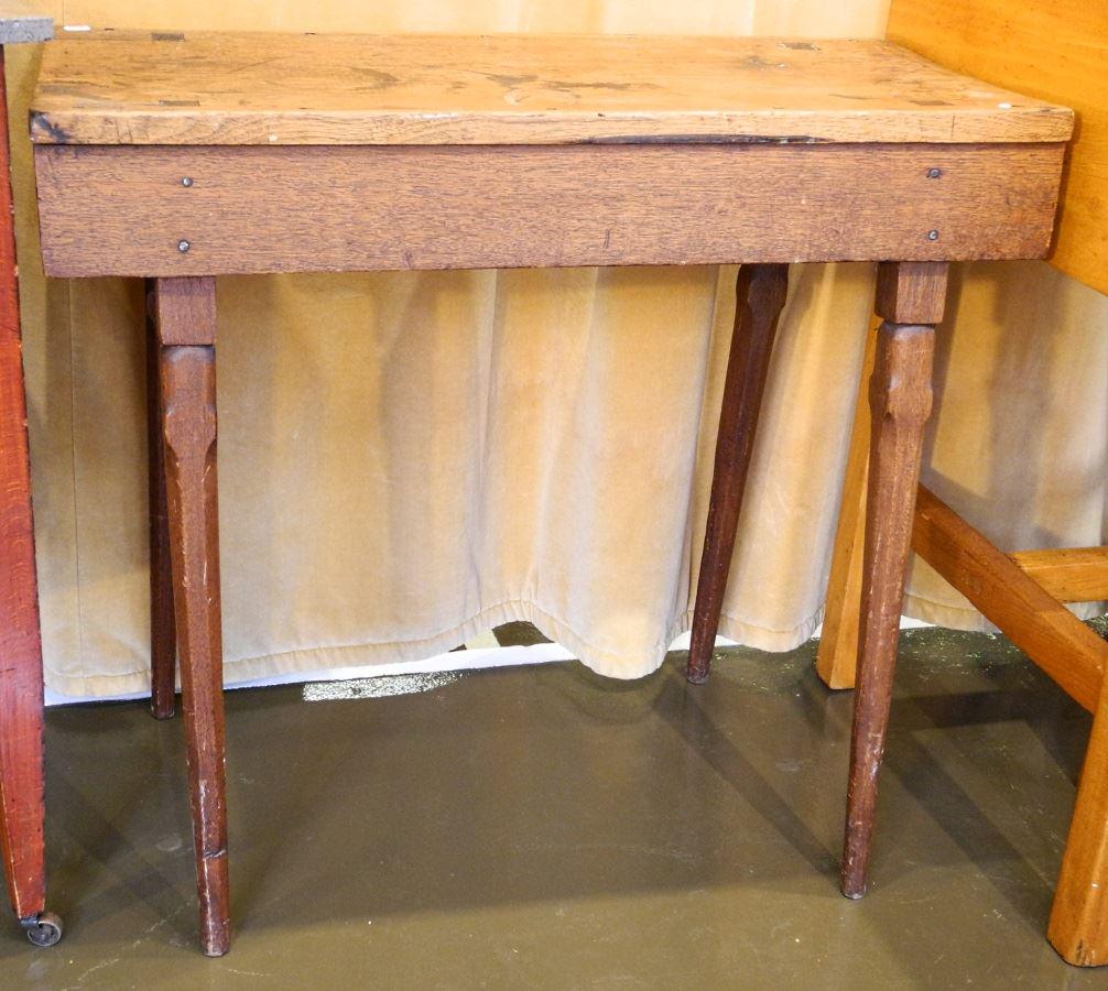 19th Century oak sewing table. (1 of 2)