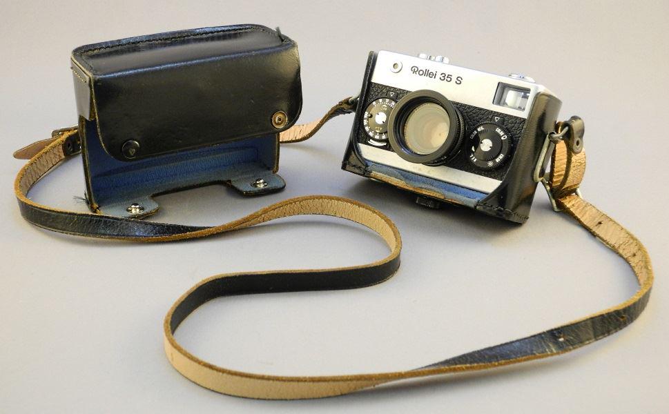 Rollei 35 S camera in case. (1 of 1)