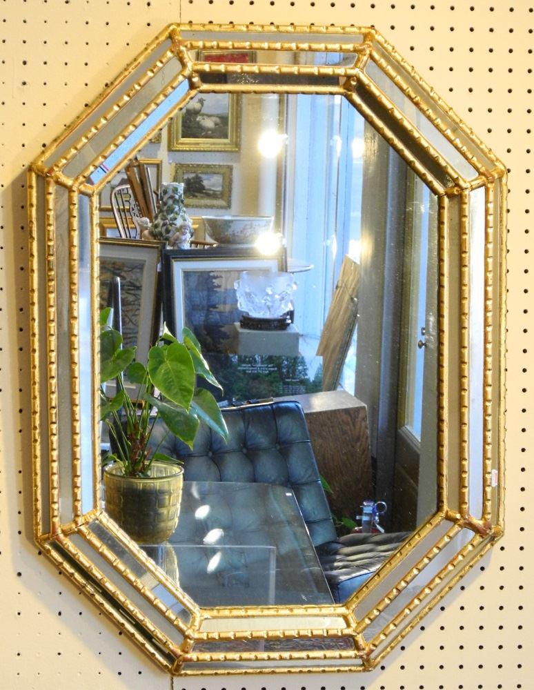 Octagonal mirror with stepped and dentilled gilt frame, (1 of 1)