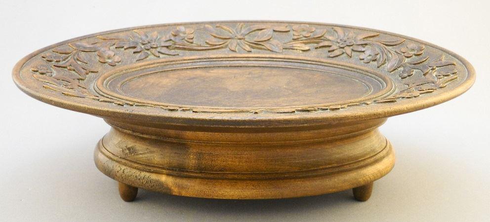 German carved pedestal music box/ fruit bowl. (1 of 2)
