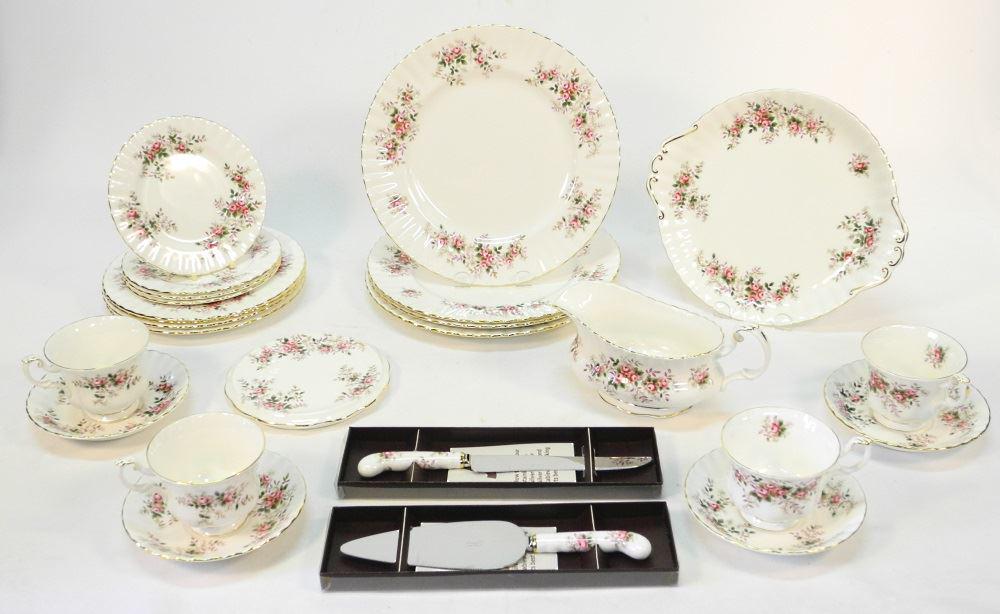 Royal Albert China Part Luncheon Set, Lavender Rose. (1 of 8)