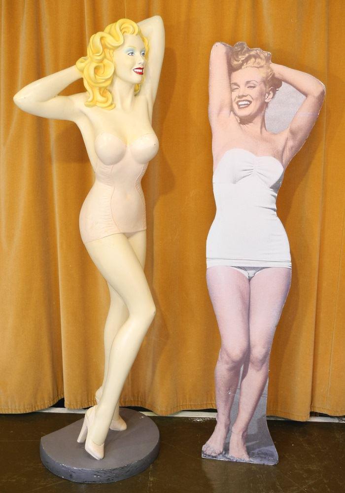 2 Life Size Marilyn Monroe Figures: Fiberglass (71 (1 of 3)