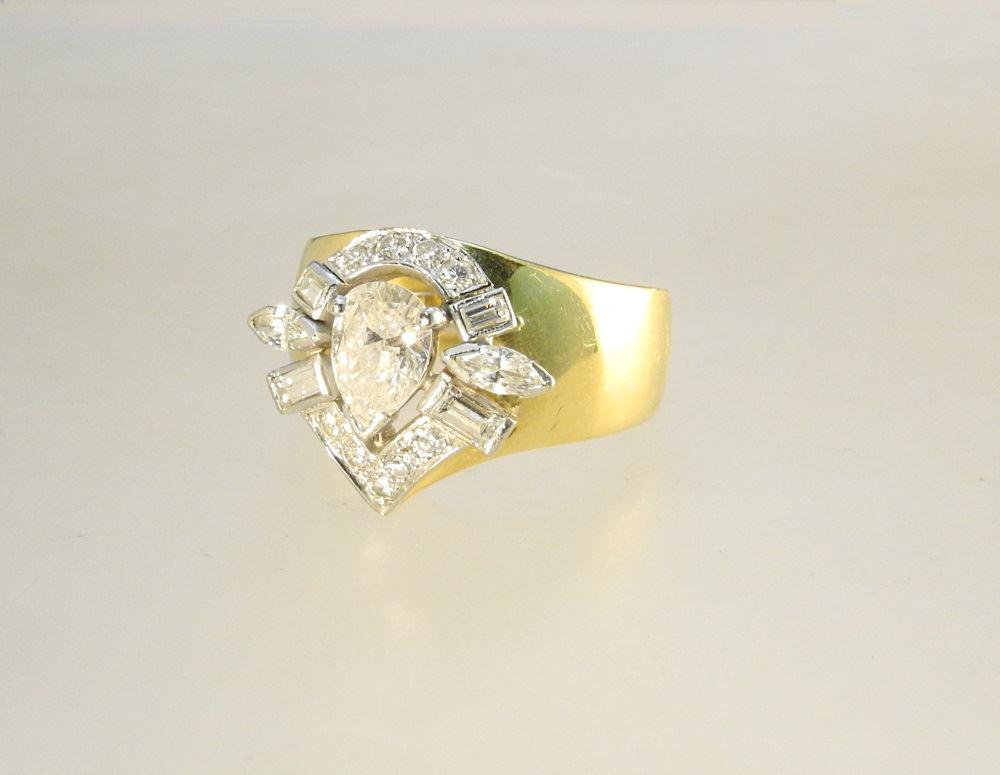 18K gold ring set with baguette, marquise and round (1 of 10)