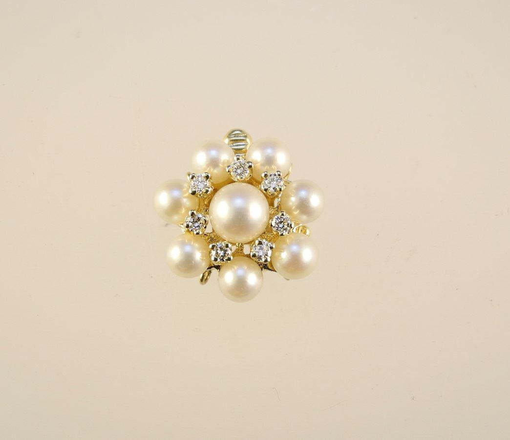 14K gold box clasp set with eight pearls and diamonds. (1 of 5)