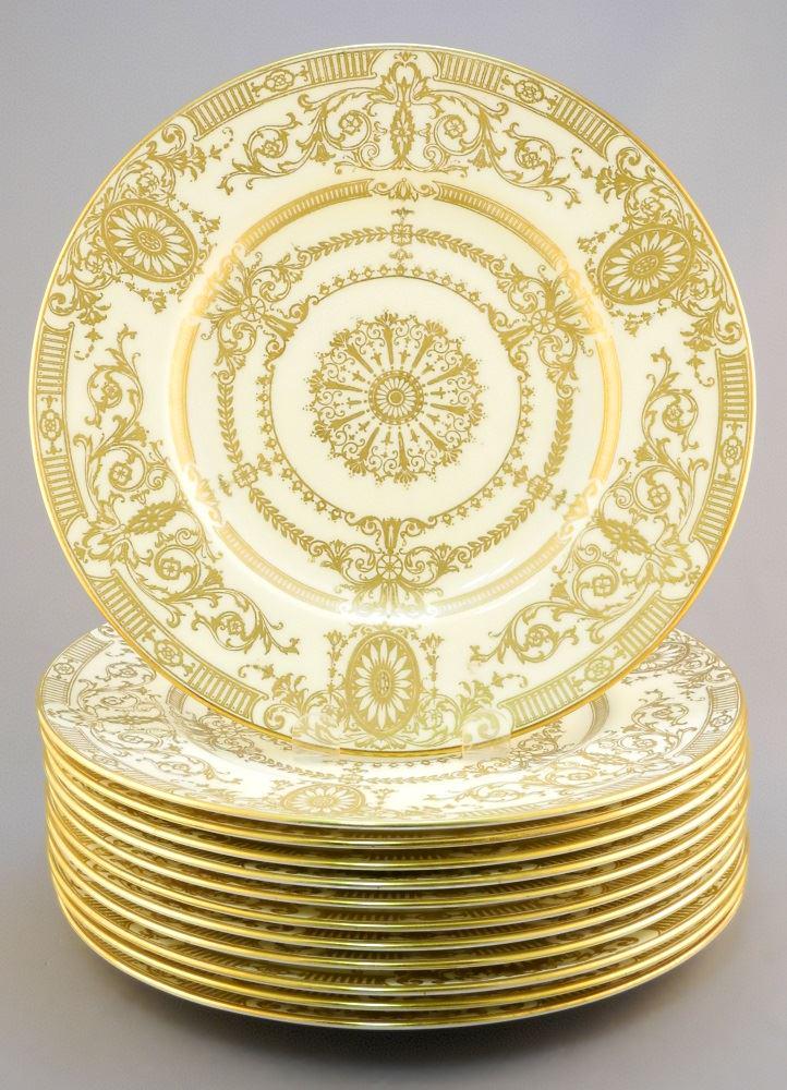 Set of 12 Royal Worcester Gold Lace plates. (1 of 7)