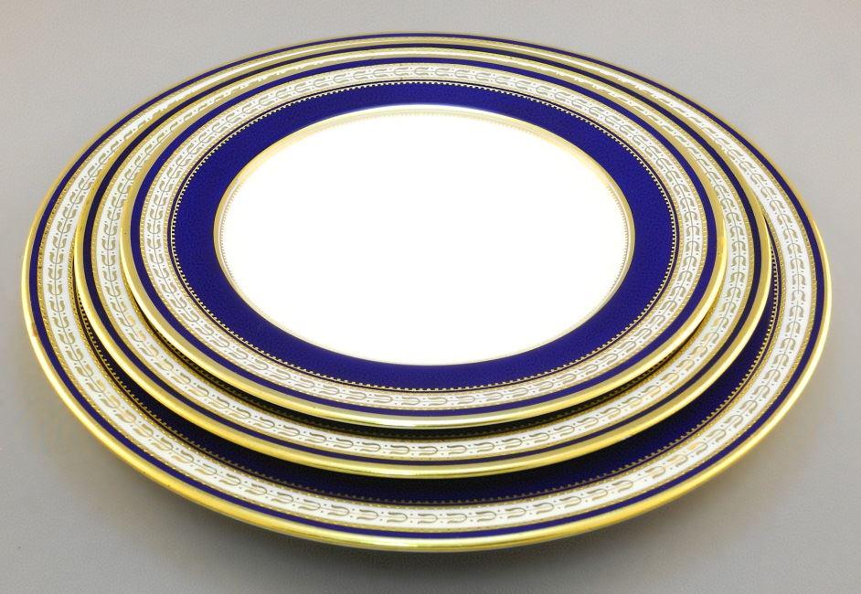 Set of Cobalt blue Copeland Spode china. (1 of 16)