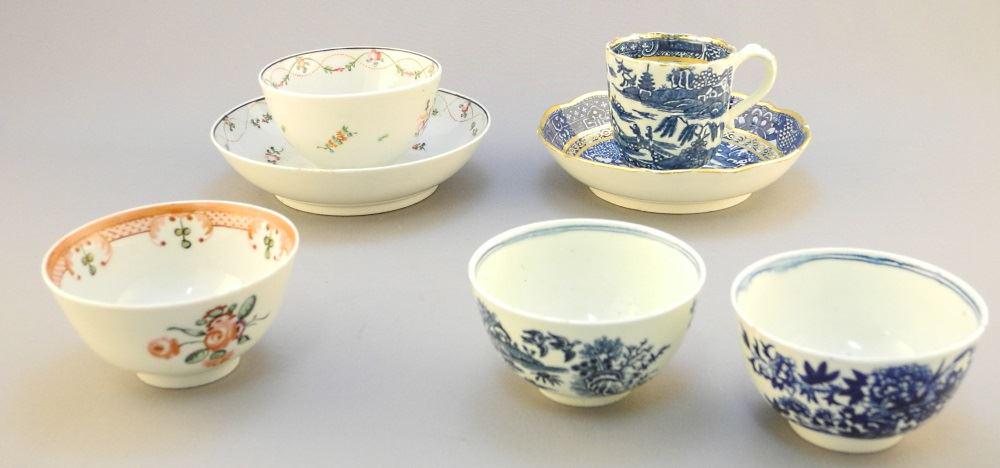 4 Tea Bowls (1 Saucer) & Caughley Cup & Saucer.: 4 Tea Bowls (1 Saucer) & Caughley Cup & Saucer.