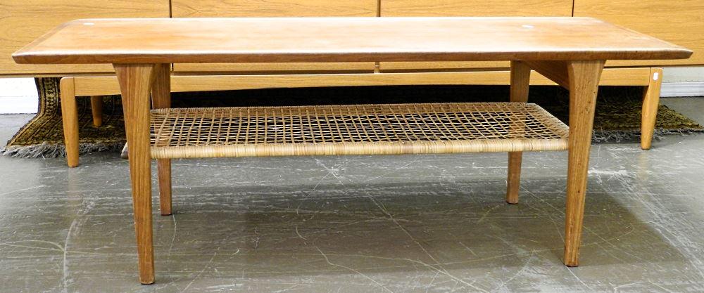 Danish Modern Teak Coffee Table. (1 of 4)