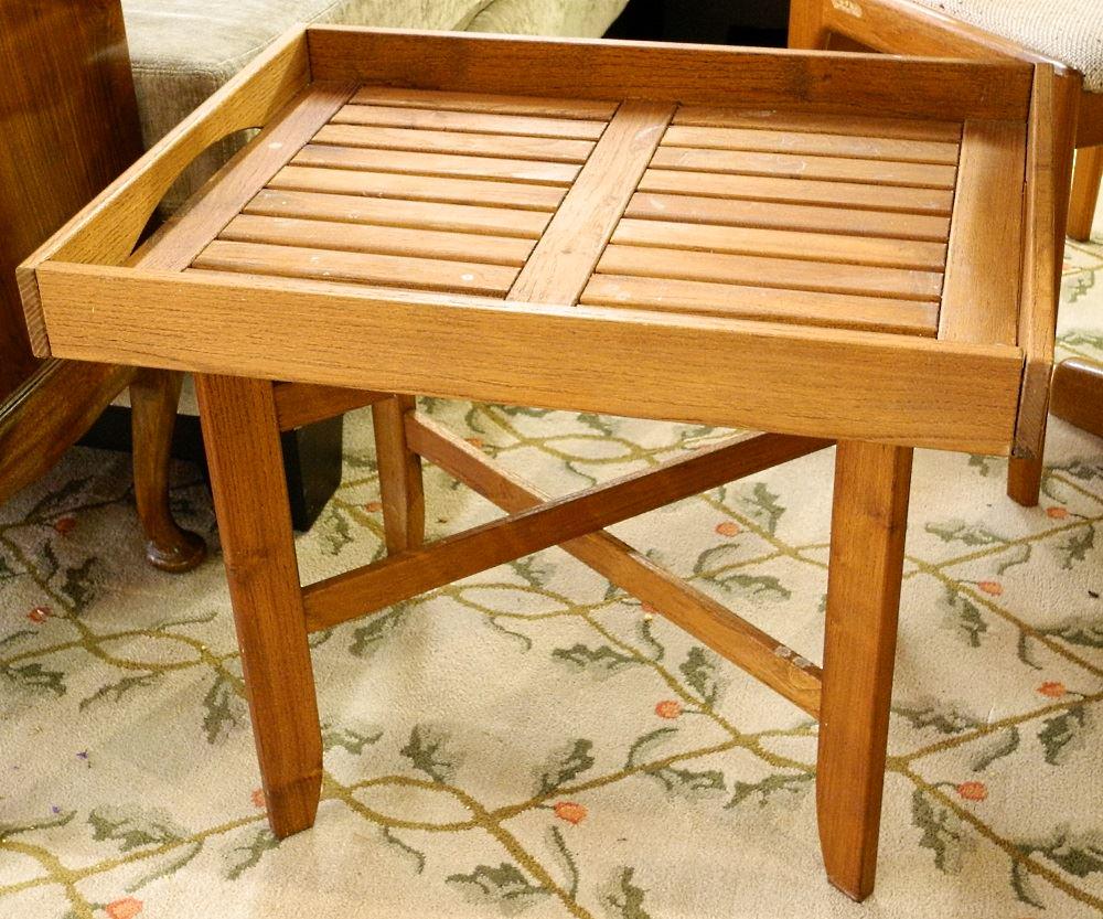 Folding Teak Outdoor / Garden Table. (1 of 1)
