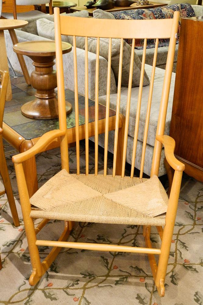 Fredericia J16 Birch Rocking Chair, Design Hans Wegner. (1 of 5)