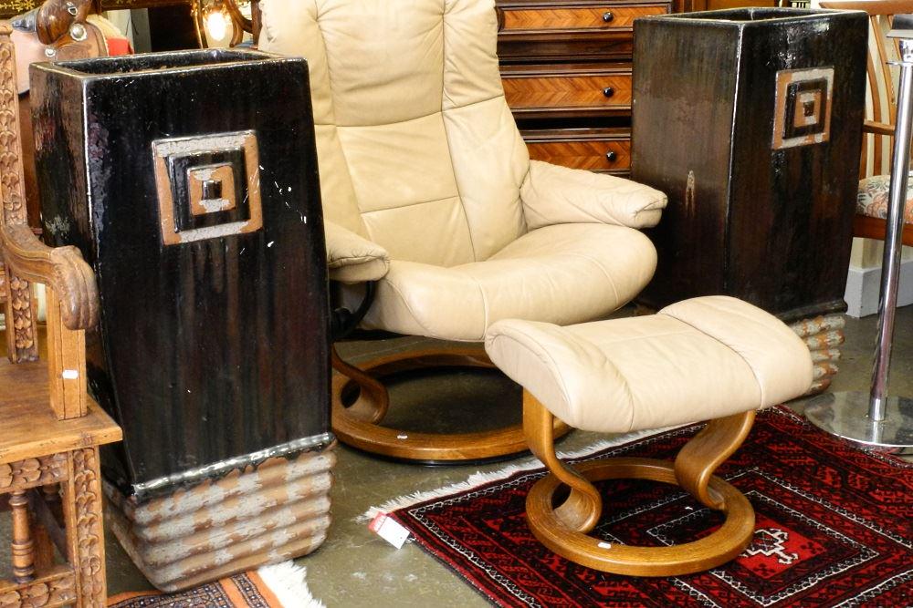 3 glazed Pottery Quadrangular Jardinieres, 36 1/4" (1 of 2)